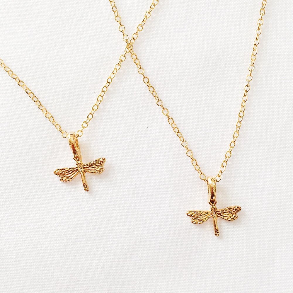 dacey necklace